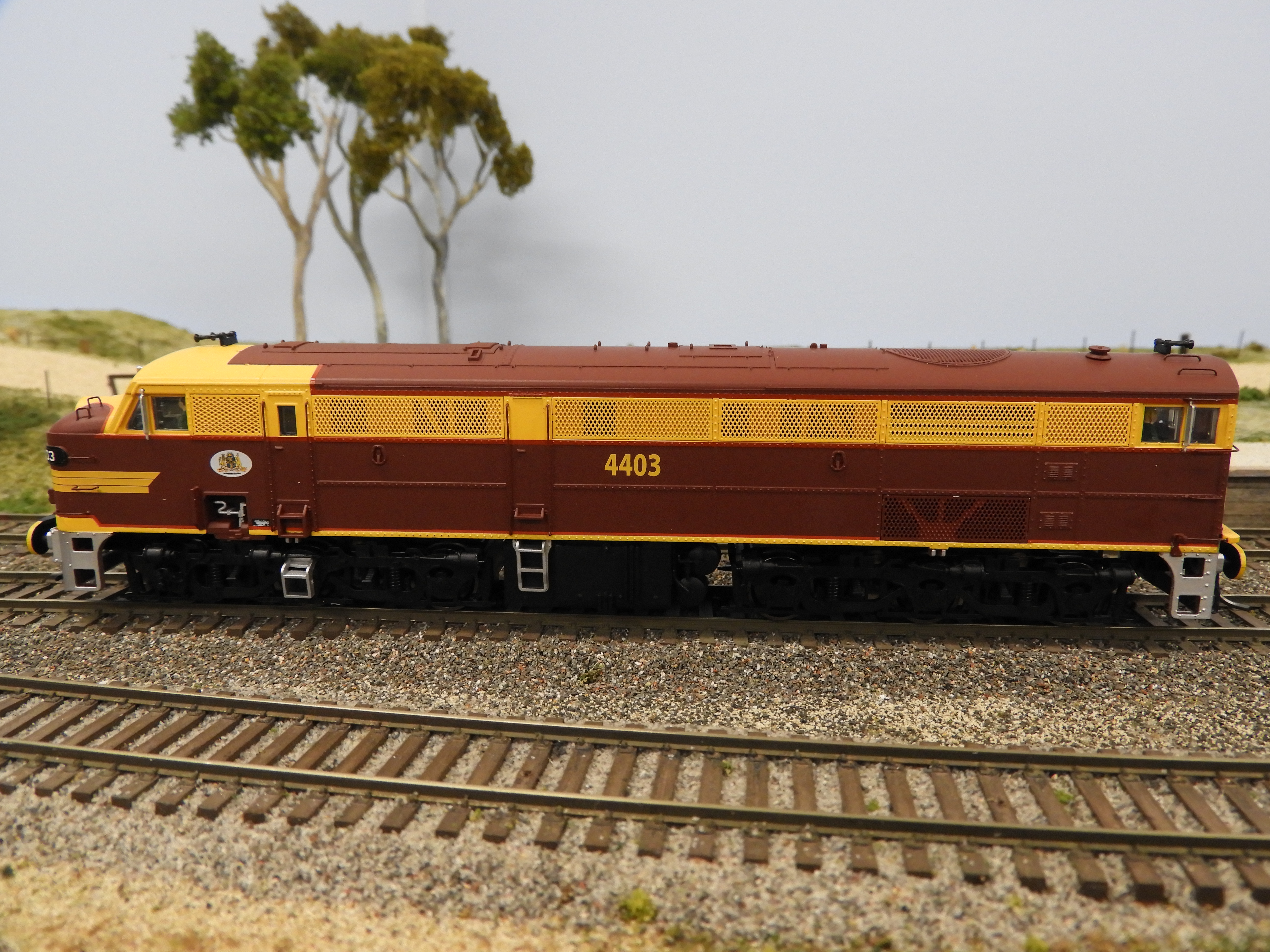 NSW 44 CLASS HO SCALE - 4403 - ORIGINAL (INDIAN RED) - $295